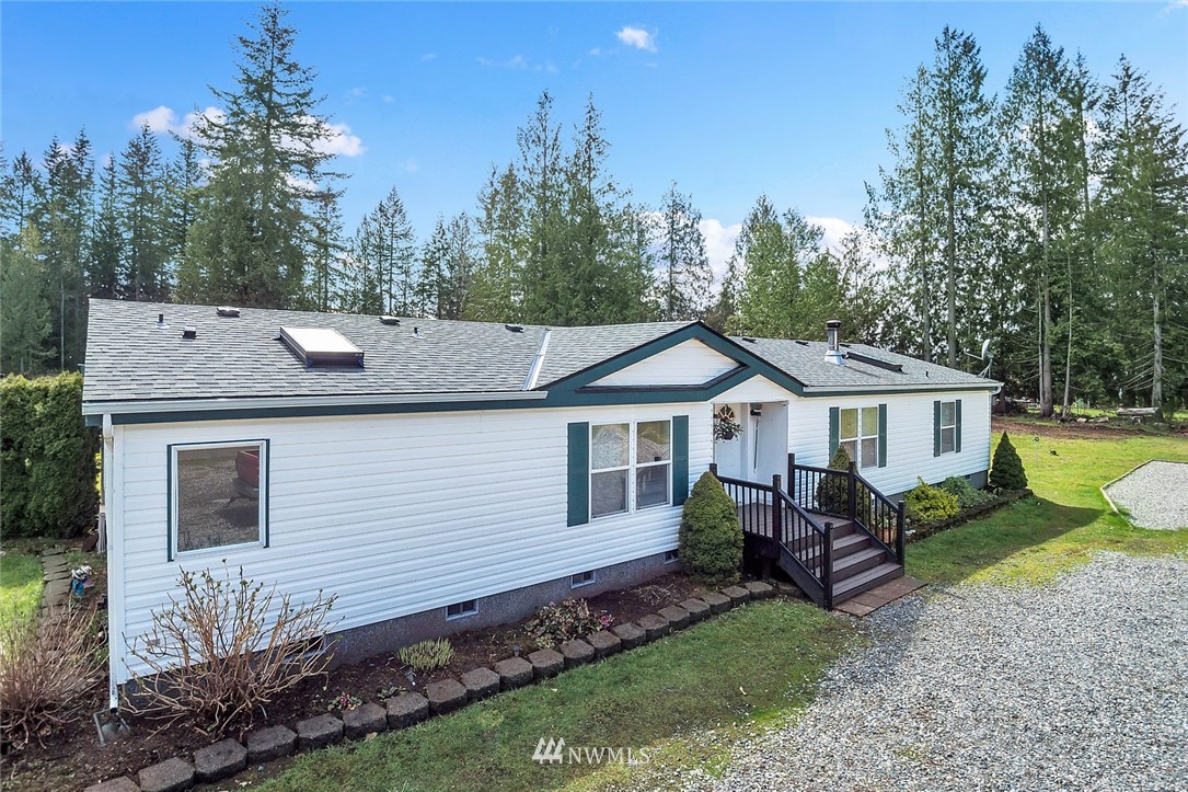 6115 Grandview Road Arlington, WA 98223 - Photo 3 of 24 Gallery Image 3
