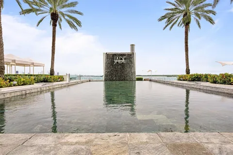 $750,000 | 1331 Brickell Bay Drive, Unit 1606, Miami, FL 33131