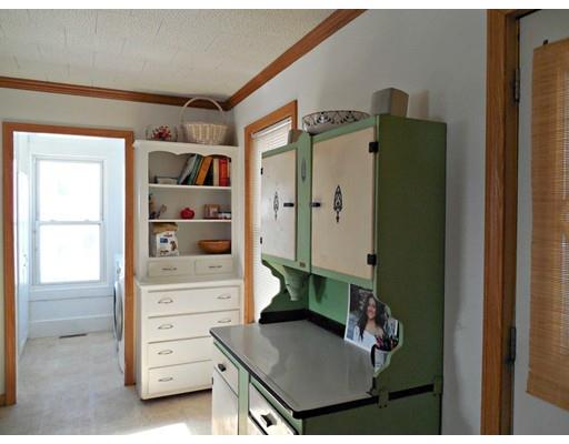 24 Cottage Street Ware, MA 01082 - Photo 7 of 26 Gallery Image 7