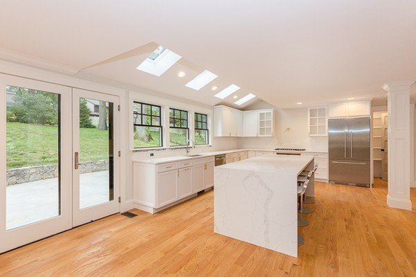 10 Ginn Road Winchester, MA 01890 - Photo 6 of 17 Gallery Image 6