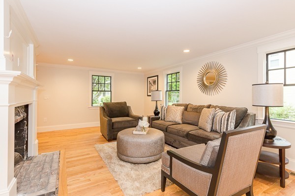 10 Ginn Road Winchester, MA 01890 - Photo 8 of 17 Gallery Image 8