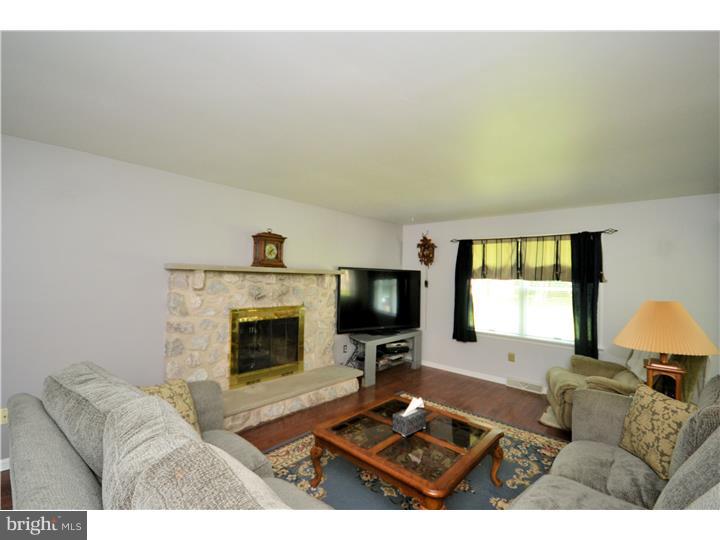 668 Griffiths Road Warrington, PA 18976 - Photo 12 of 25 Family Room