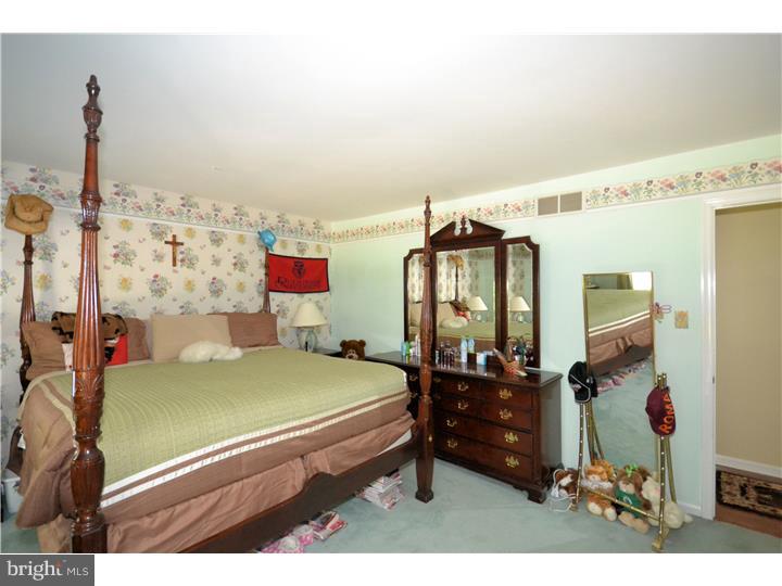 668 Griffiths Road Warrington, PA 18976 - Photo 19 of 25 Bedroom 2