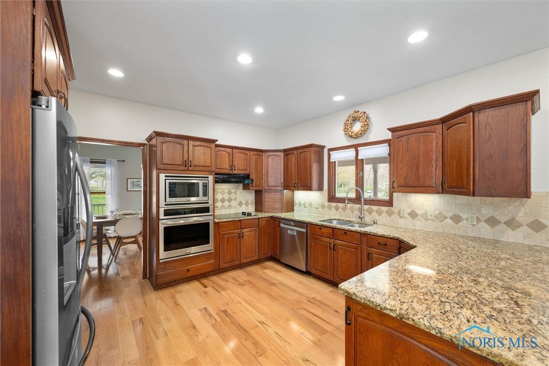 3305 Strayer Road Maumee, OH 43537 - Photo 9 of 50 Gallery Image 9