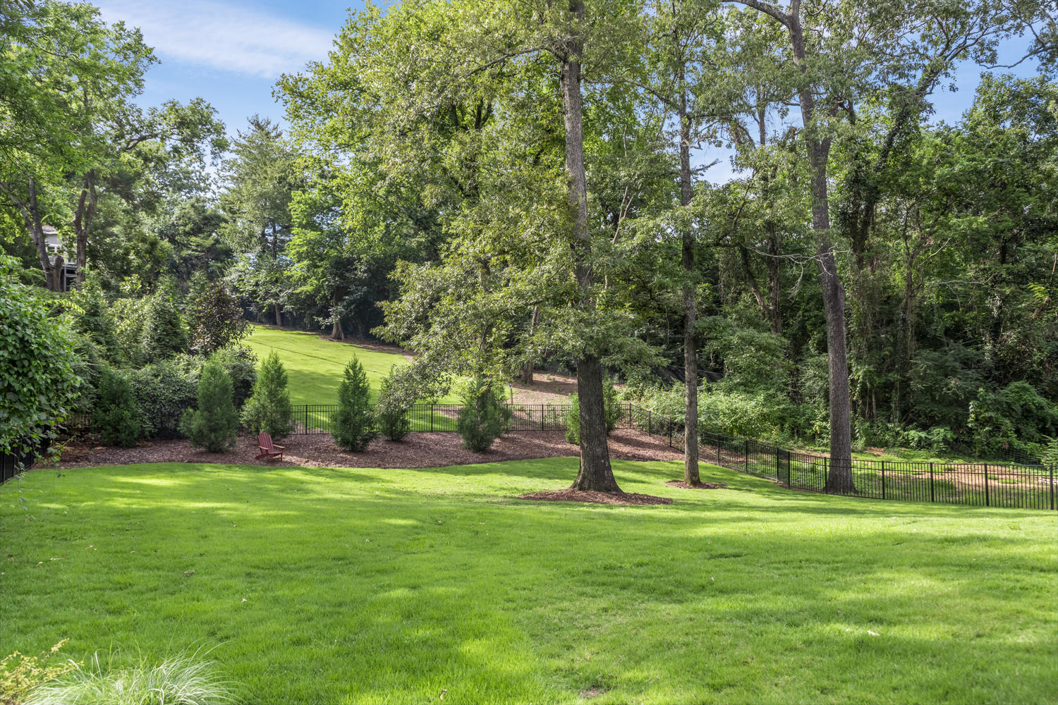 1319 Lawrence Road Chattanooga, TN 37405 - Photo 3 of 80 1319_Lawrence_Rd_22