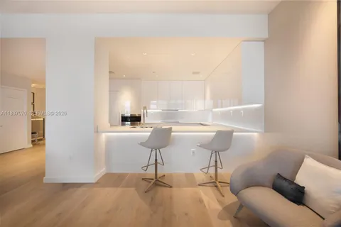 $7,700,000 | 801 South Pointe Drive, Unit PH602, Miami Beach, FL 33139