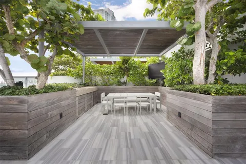 $7,700,000 | 801 South Pointe Drive, Unit PH602, Miami Beach, FL 33139