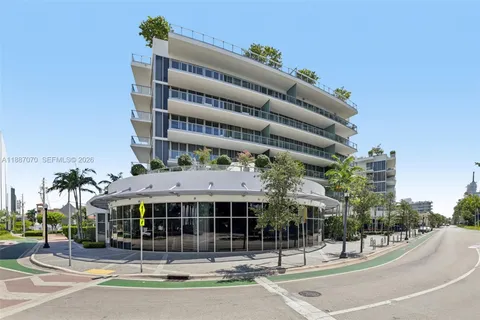 $7,700,000 | 801 South Pointe Drive, Unit PH602, Miami Beach, FL 33139