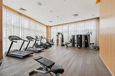 $7,700,000 | 801 South Pointe Drive, Unit PH602, Miami Beach, FL 33139