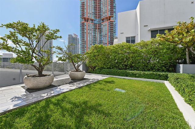 $7,950,000 | 801 South Pointe Drive, Unit PH602, Miami Beach, FL 33139