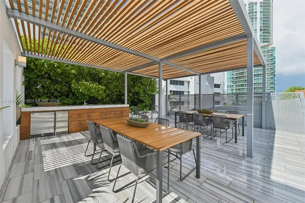 $7,700,000 | 801 South Pointe Drive, Unit PH602, Miami Beach, FL 33139