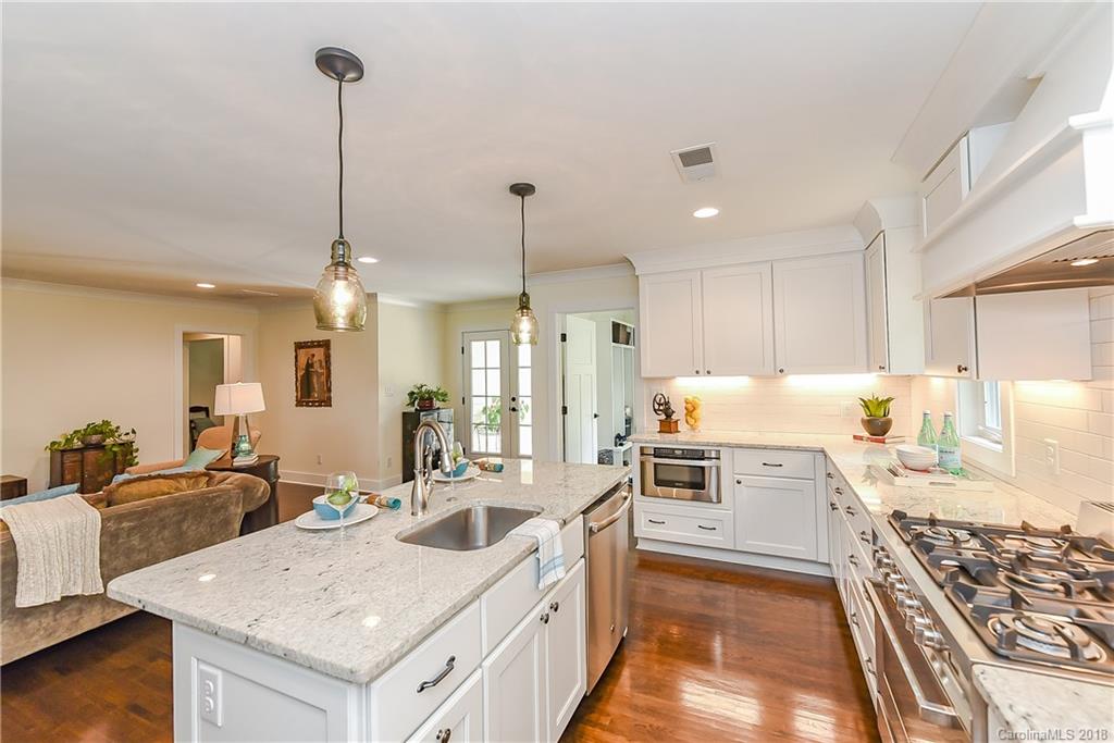 914 Sedgefield Road Charlotte, NC 28209 - Photo 9 of 26