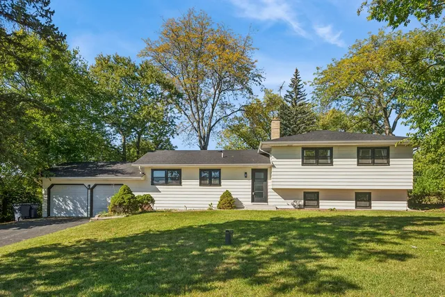 $459,900 | 3S126 South Park Boulevard, Glen Ellyn, IL 60137