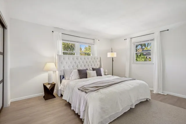 $459,900 | 3S126 South Park Boulevard, Glen Ellyn, IL 60137