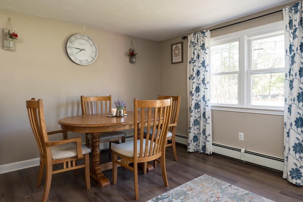 380 Walnut Plain Road Rochester, MA 02770 - Photo 5 of 22