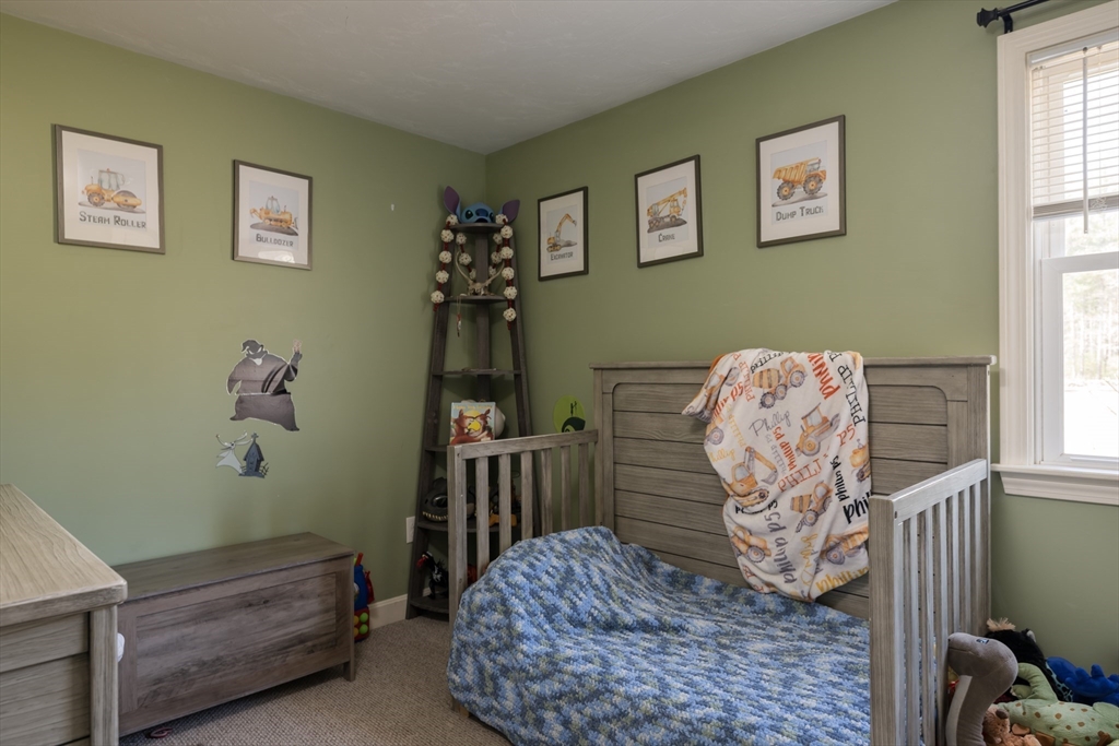 380 Walnut Plain Road Rochester, MA 02770 - Photo 10 of 22