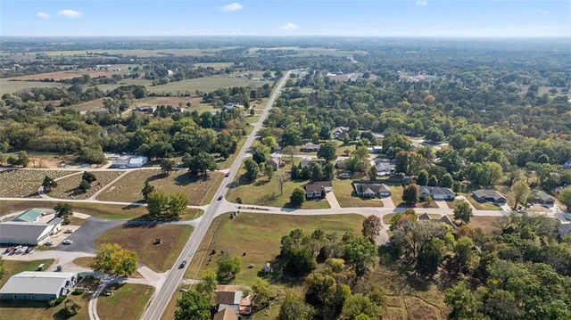 $19,900 | Lot 2 Deer Run Drive, Nevada, MO 64772