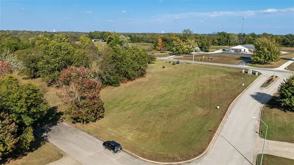 $19,900 | Lot 2 Deer Run Drive, Nevada, MO 64772
