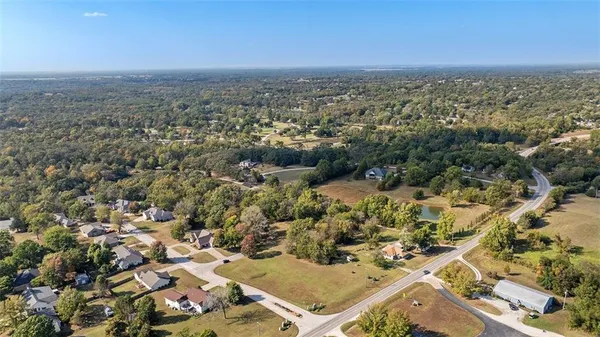 $19,900 | Lot 2 Deer Run Drive, Nevada, MO 64772