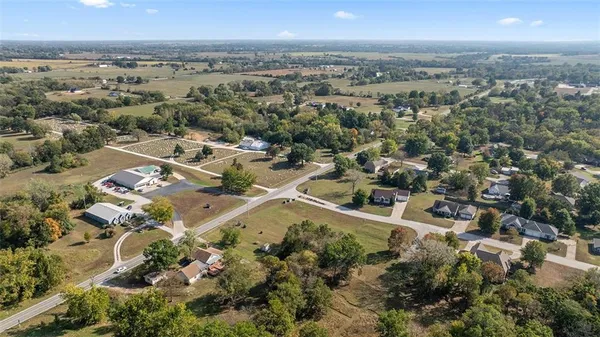 $19,900 | Lot 2 Deer Run Drive, Nevada, MO 64772