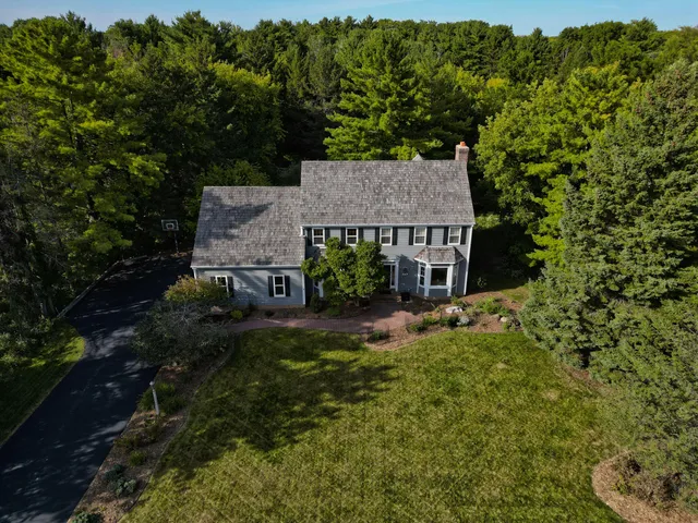 $755,000 | 389 Juniper Court, Delafield, WI 53018