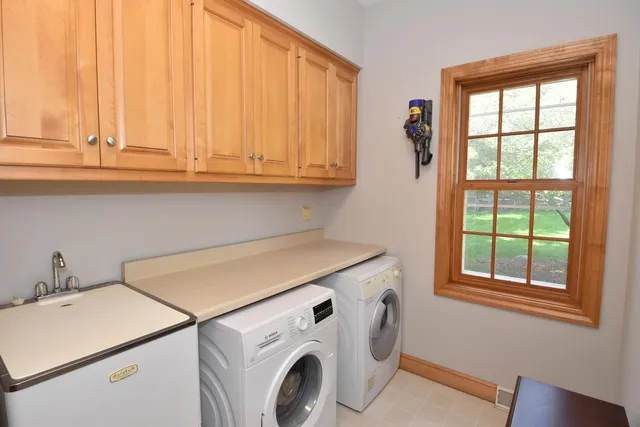 $755,000 | 389 Juniper Court, Delafield, WI 53018