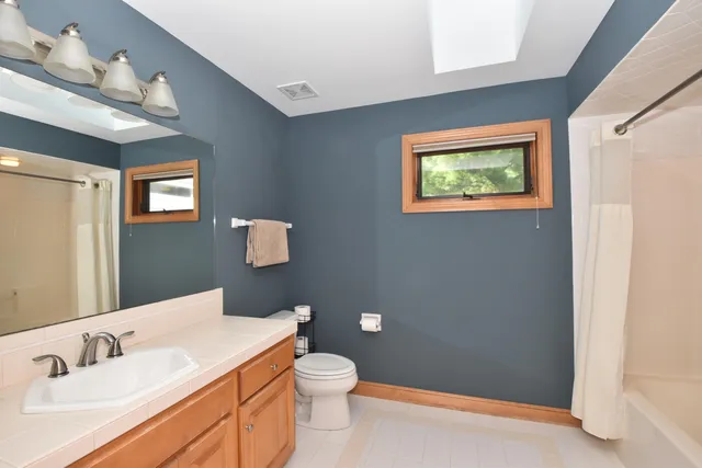 $755,000 | 389 Juniper Court, Delafield, WI 53018