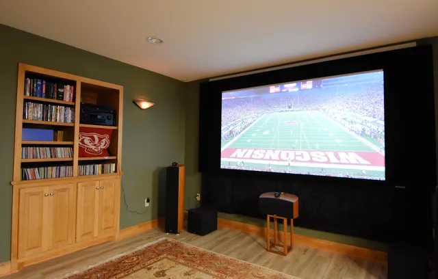 $755,000 | 389 Juniper Court, Delafield, WI 53018