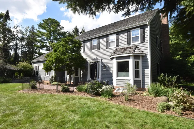 $755,000 | 389 Juniper Court, Delafield, WI 53018