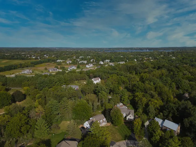 $755,000 | 389 Juniper Court, Delafield, WI 53018