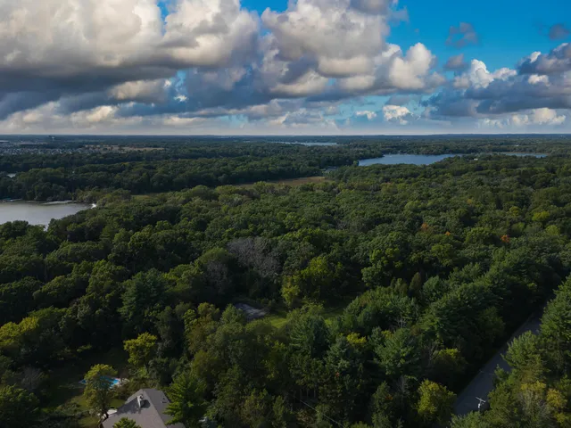 $755,000 | 389 Juniper Court, Delafield, WI 53018