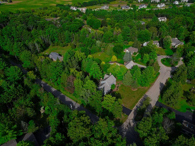 $755,000 | 389 Juniper Court, Delafield, WI 53018