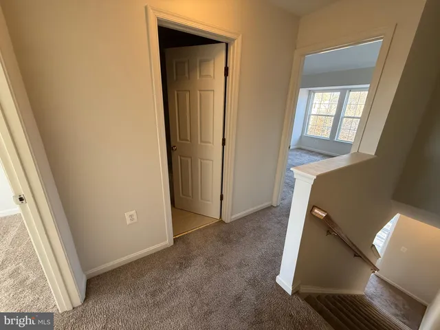 $2,950 | 22976 Fontwell Square, Sterling, VA 20166