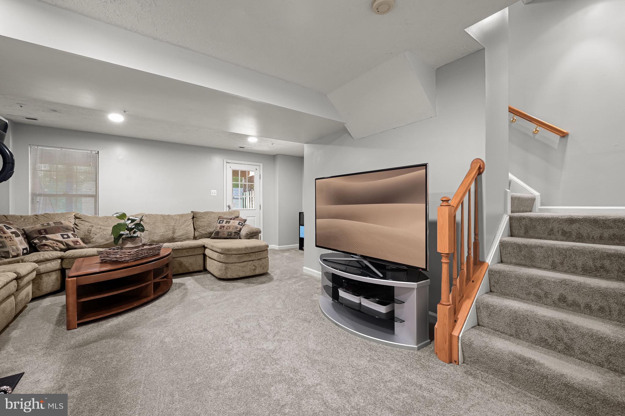 6552 Ellington Way Frederick, MD 21703 - Photo 30 of 45 Family Room