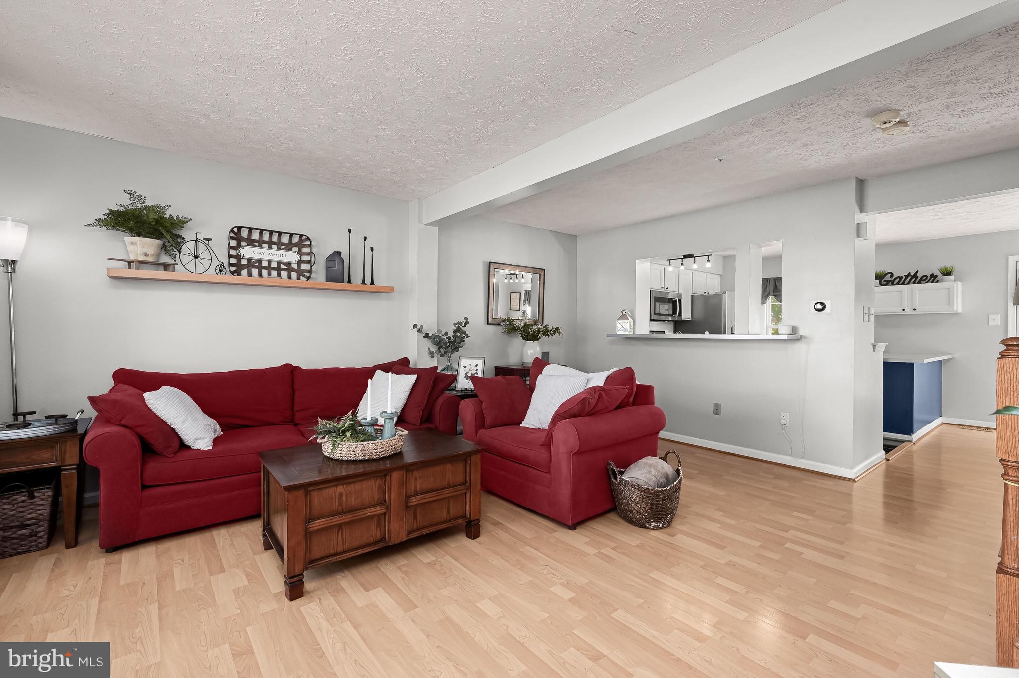 6552 Ellington Way Frederick, MD 21703 - Photo 6 of 45 Living Room