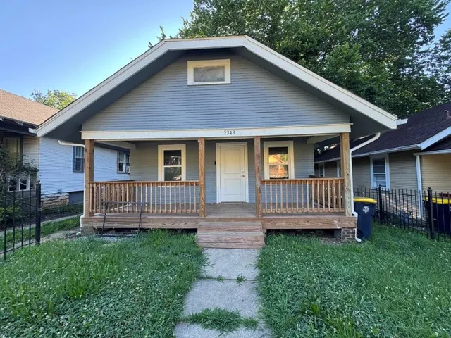 $171,300 | 5343 Olive Street, Kansas City, MO 64130