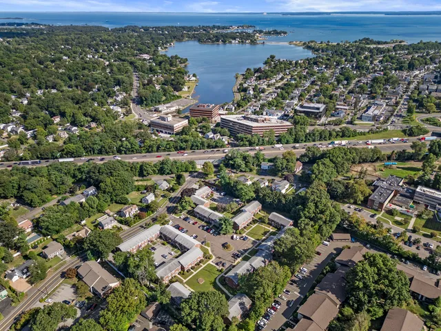 $2,750 | 30 Hamilton Court, Unit B, Stamford, CT 06902