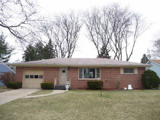 3816 Pinecrest Road Rockford, IL 61107 - Photo 1 of 11 Gallery Image 1