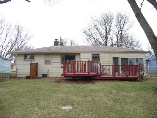 3816 Pinecrest Road Rockford, IL 61107 - Photo 2 of 11 Gallery Image 2