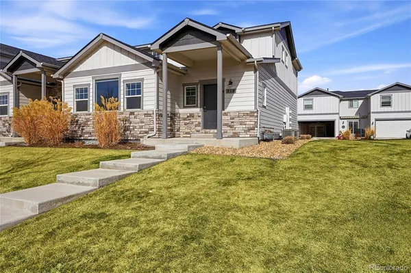 $425,000 | 218 East Chestnut Street, Unit 4, Windsor, CO 80550