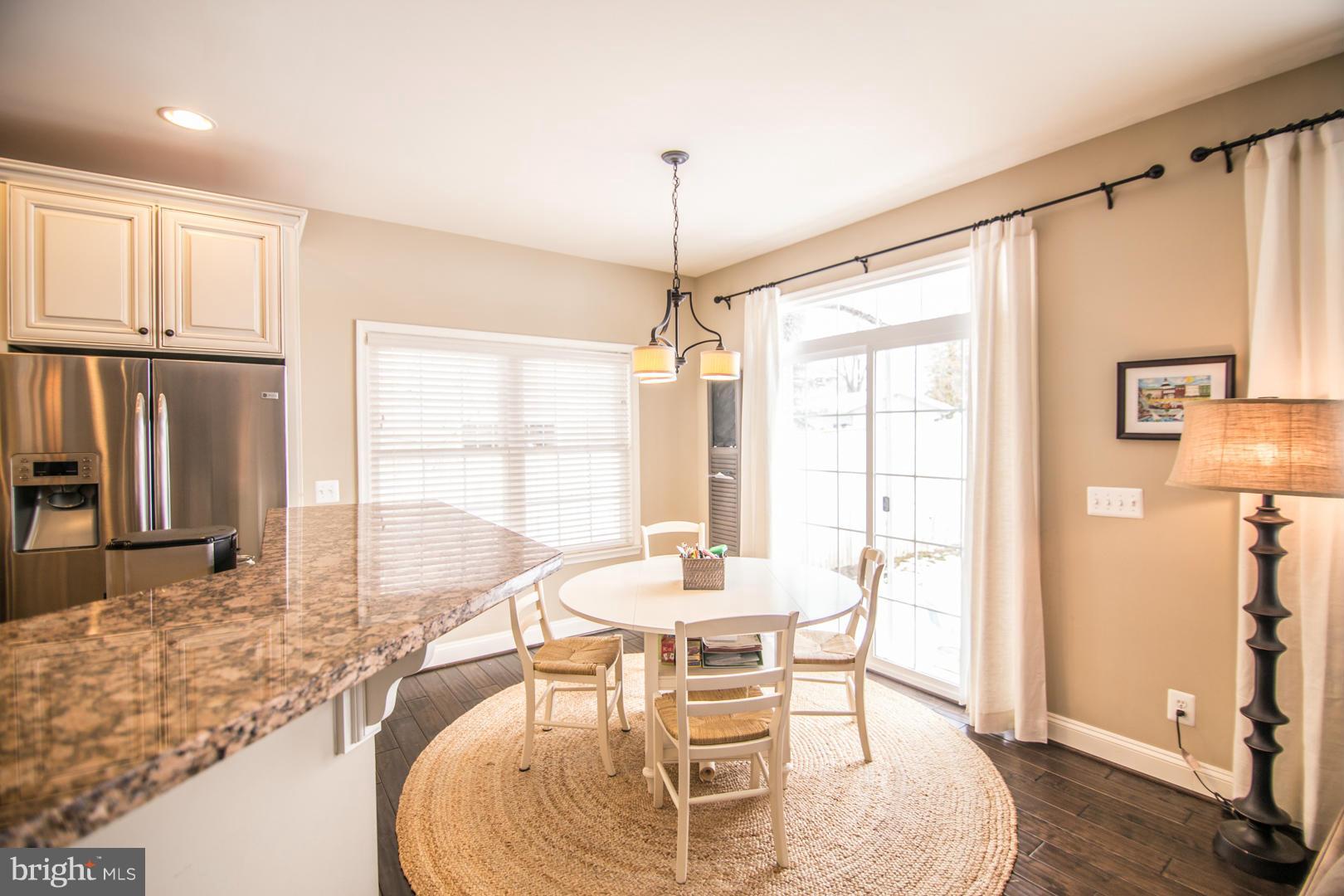 131 Riverside Road Edgewater, MD 21037 - Photo 6 of 25 Kitchen