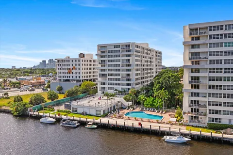$415,000 | 1160 North Federal Highway, Unit 221, Fort Lauderdale, FL 33304