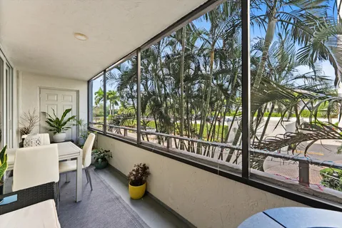 $415,000 | 1160 North Federal Highway, Unit 221, Fort Lauderdale, FL 33304
