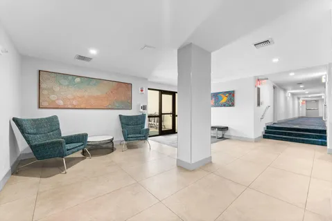 $415,000 | 1160 North Federal Highway, Unit 221, Fort Lauderdale, FL 33304