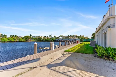 $415,000 | 1160 North Federal Highway, Unit 221, Fort Lauderdale, FL 33304