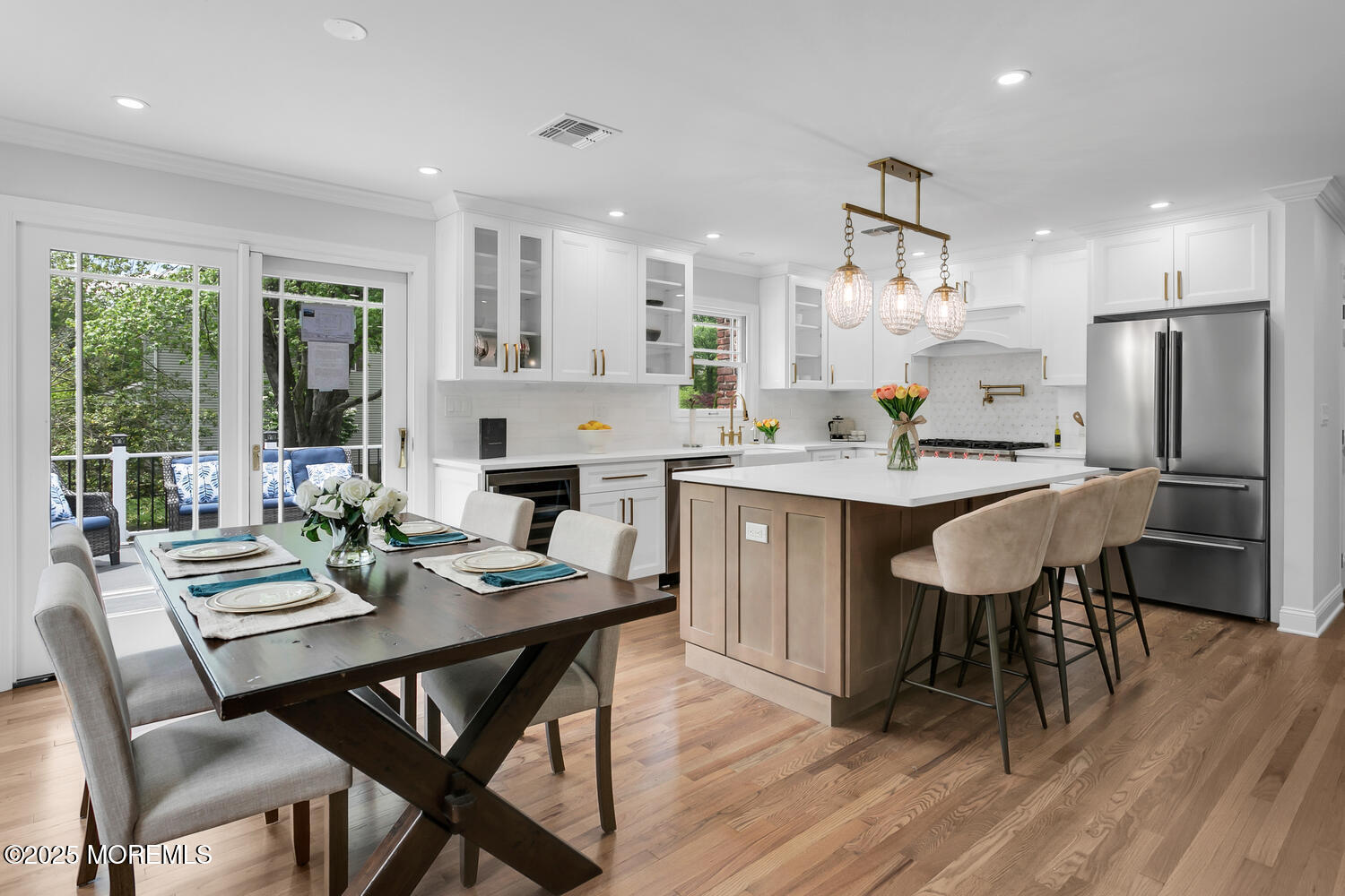 832 Nutswamp Road Red Bank, NJ 07701 - Photo 4 of 53 832 Nutswamp Rd Red Bank NJ-large-013-04