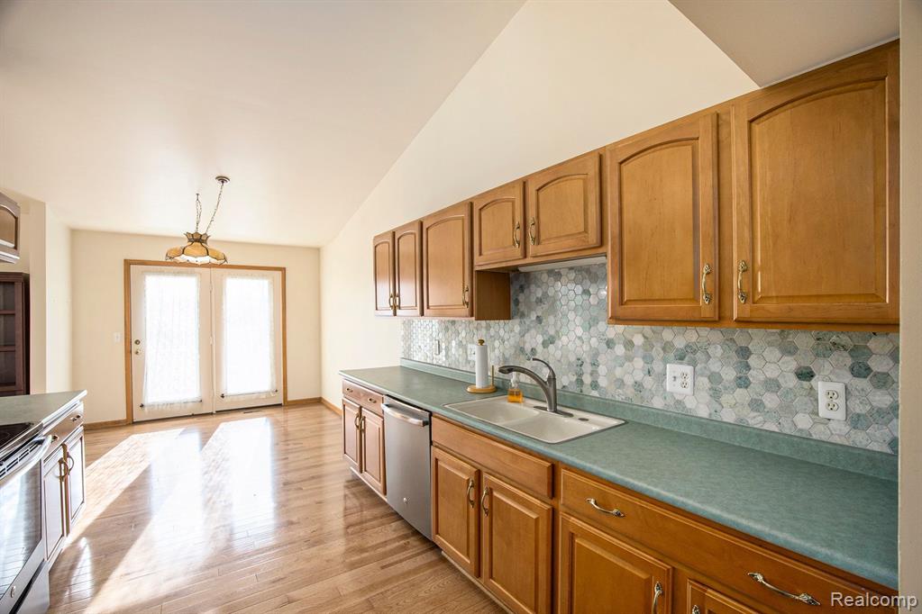 50734 Raintree Court Chesterfield, MI 48047 - Photo 12 of 26