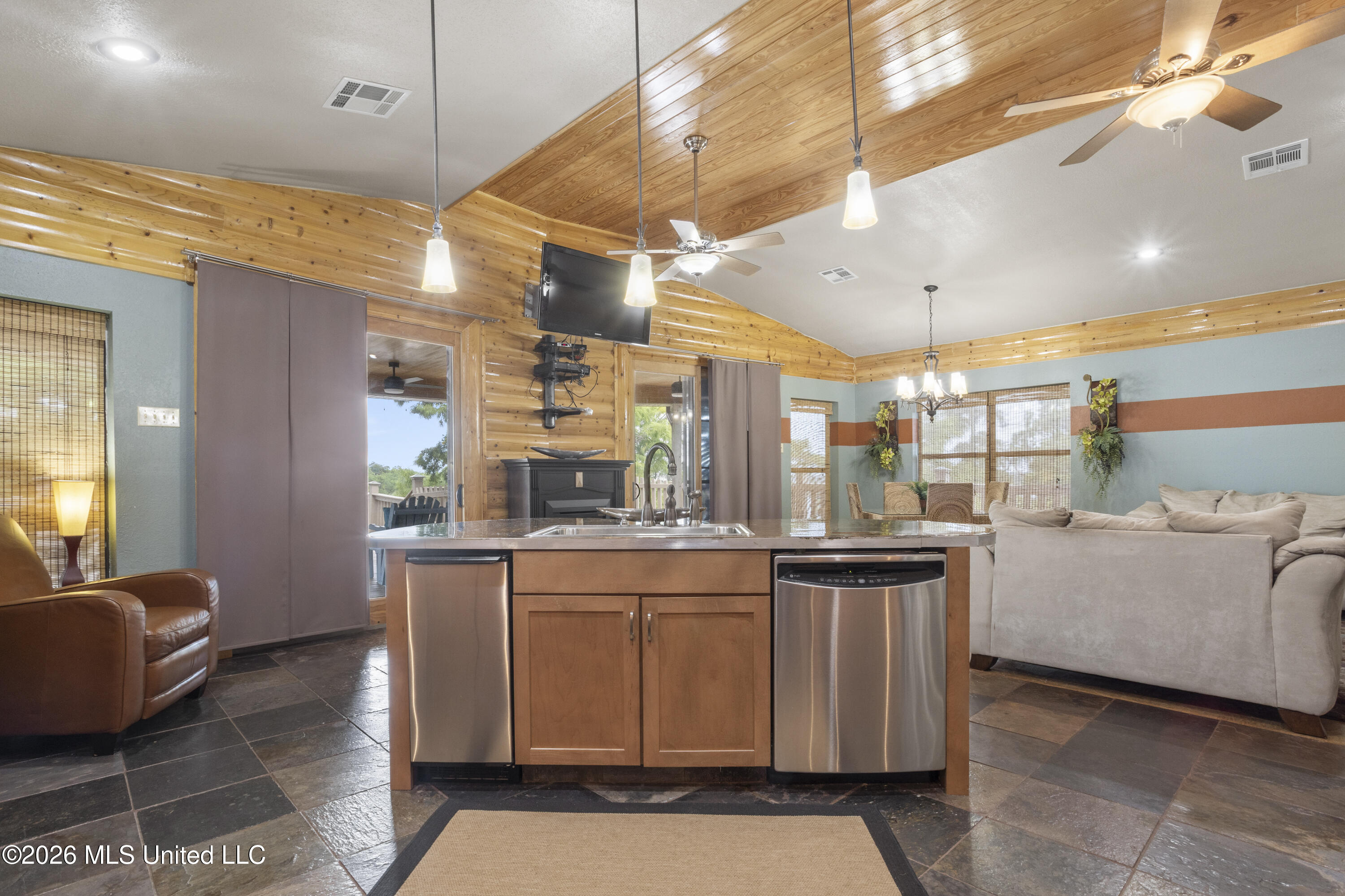 4205 Riverside Drive Pearlington, MS 39572 - Photo 29 of 72 00026