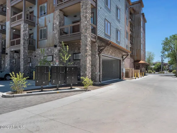 $799,000 | 207 South Beaver Street, Unit 202, Flagstaff, AZ 86001