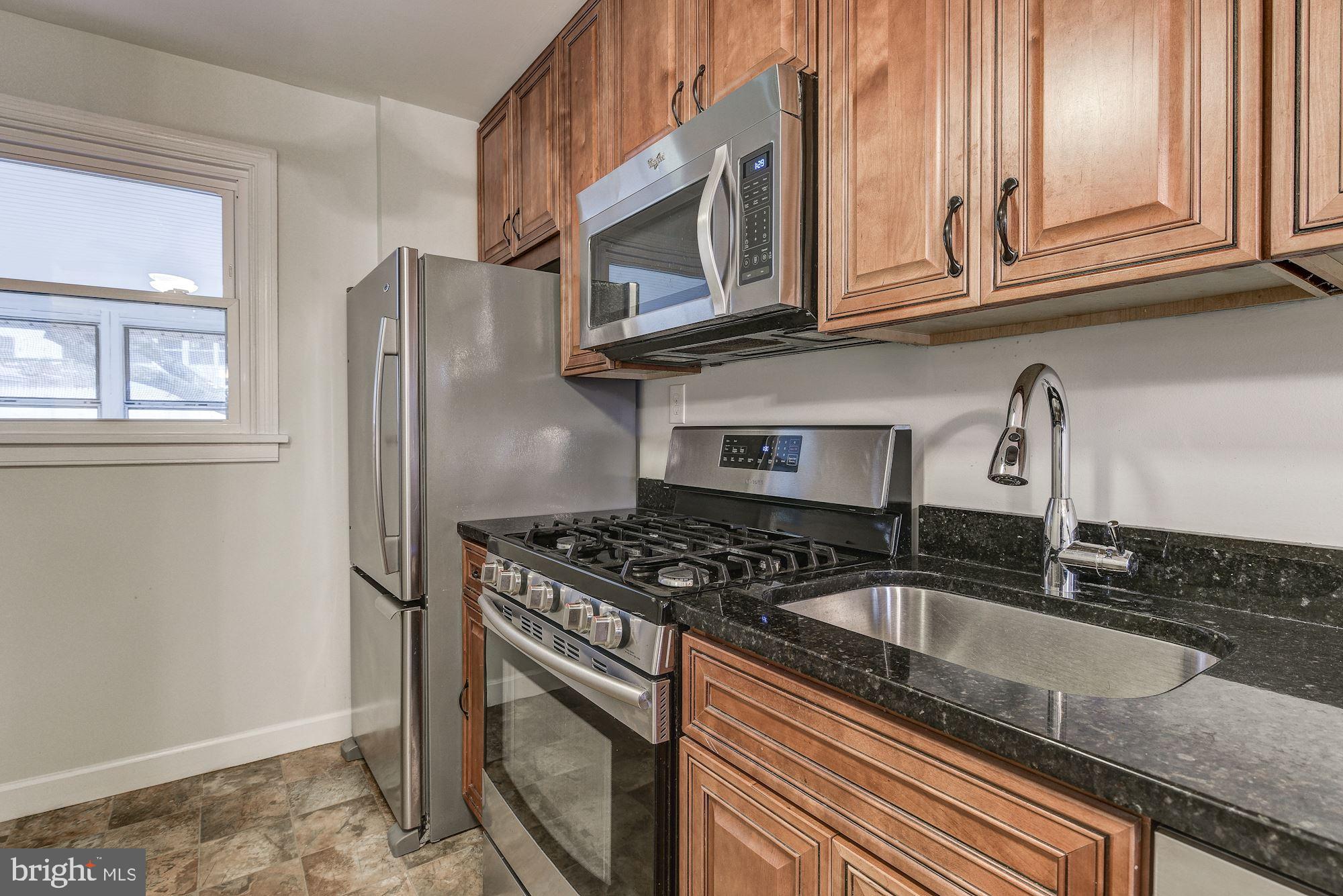 2512 Mason Street Silver Spring, MD 20902 - Photo 8 of 41